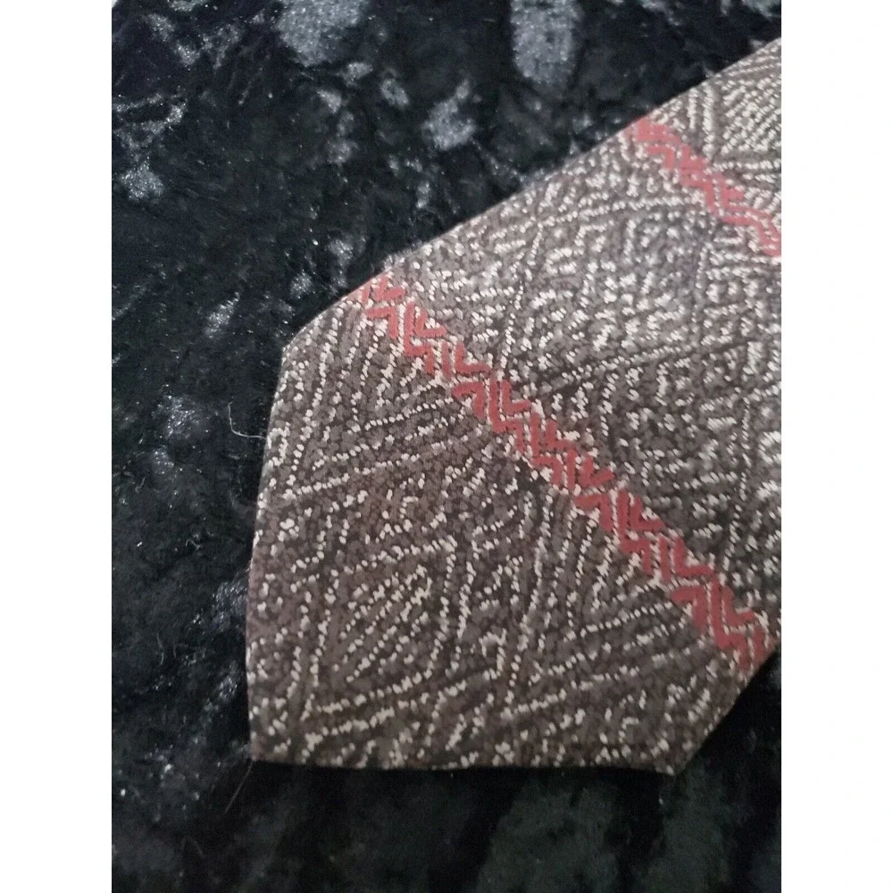 Vintage Como Collezione Mens Neck Tie Gray Red Geometric Office Career Wear